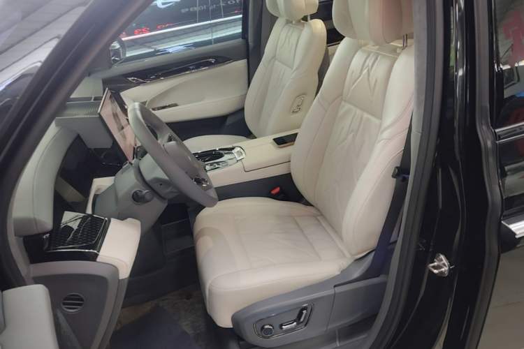 Used Zeekr 009 2024 7-Seater Walk-Through Version Four-Wheel Drive 108 kWh Left Front Seat