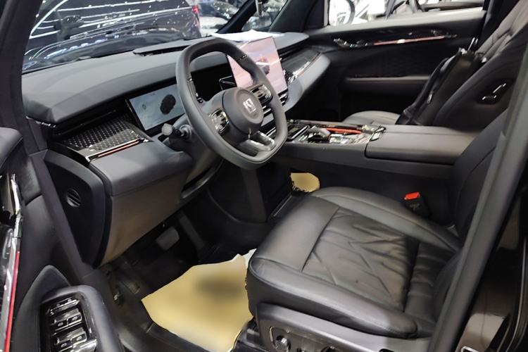 Used Zeekr 009 2024 7-Seater Aisle Version 108 kWh Left Front Seat