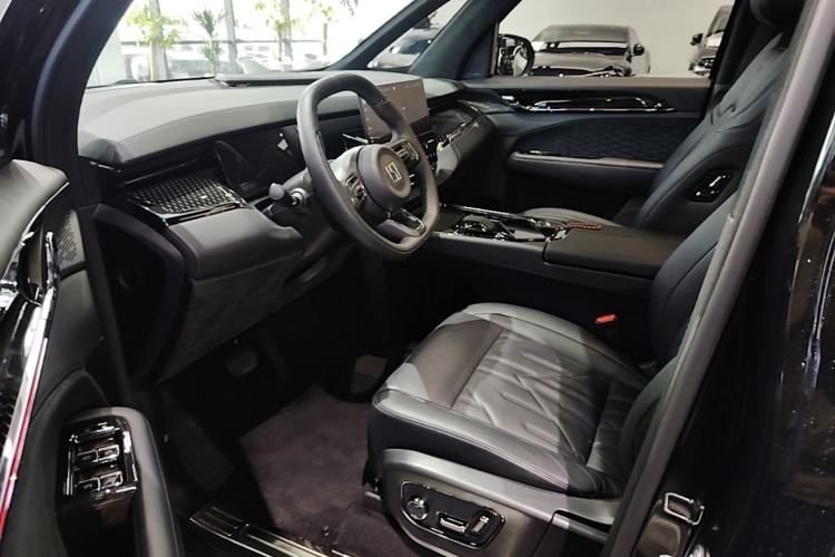 Used Zeekr 009 2024 Six-Seat Executive Version 4WD 108 kWh Left Front Seat