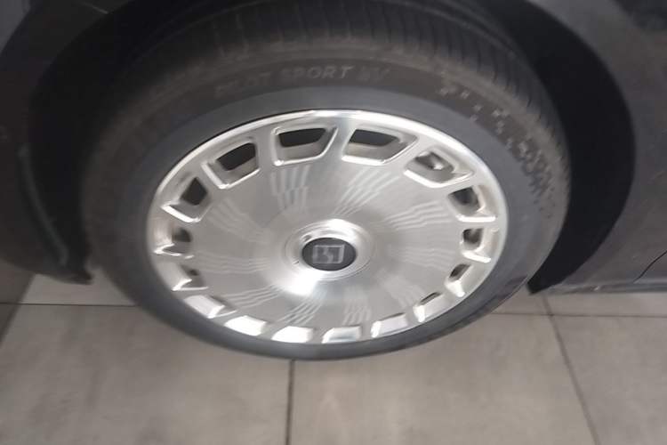 Used Zeekr 009 2024 GAC Trumpchi Left Front Wheel Hub