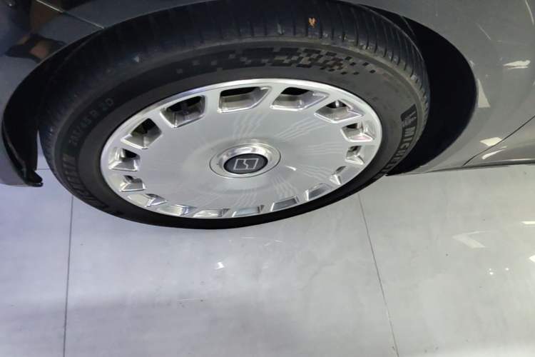 Used Zeekr 009 2024 GAC Trumpchi Left Front Wheel Hub