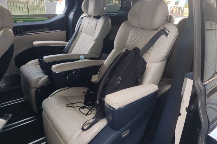 Used Zeekr 009 2024 7-Seater Aisle Version 108 kWh Left Rear Seat