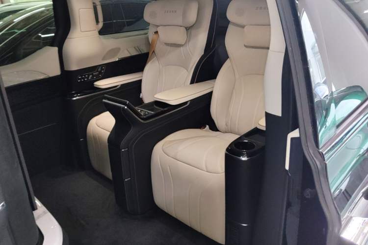 Used Zeekr 009 2024 GAC Trumpchi Left Rear Seat