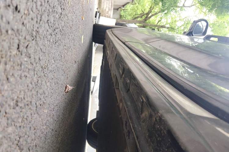 Used Zeekr 009 2024 GAC Trumpchi Left Side Sill