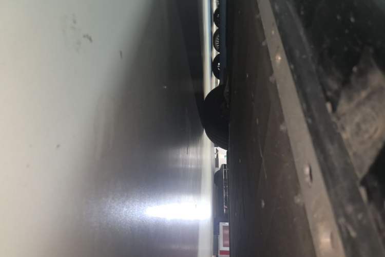 Used Zeekr 009 2024 7-Seater Walk-Through Version Four-Wheel Drive 108 kWh Left Side Sill