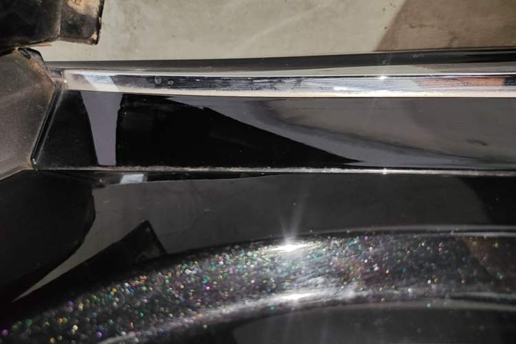 Used Zeekr 009 2024 7-Seater Walk-Through Version Four-Wheel Drive 108 kWh Left Side Sill