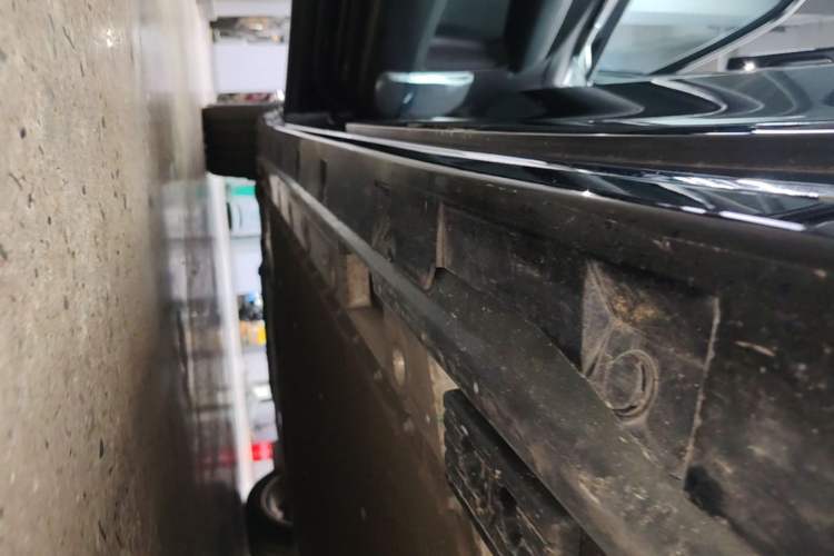 Used Zeekr 009 2024 GAC Trumpchi Left Side Sill