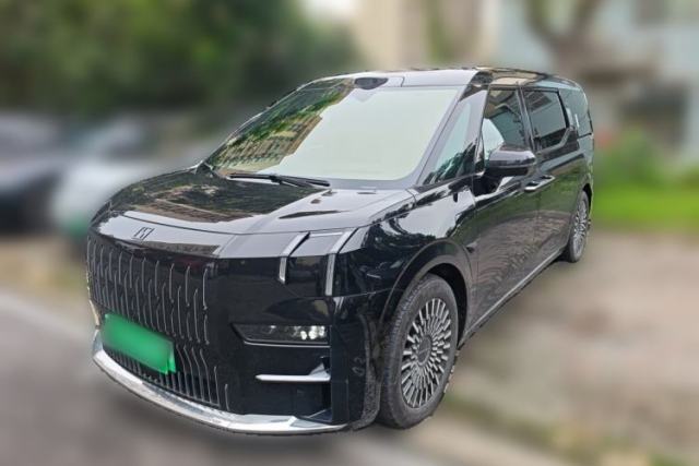 Used Zeekr 009 2024 7-Seater Aisle Version 108 kWh