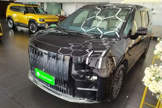 Used Zeekr 009 2024 Six-Seat Executive Version 4WD 108 kWh