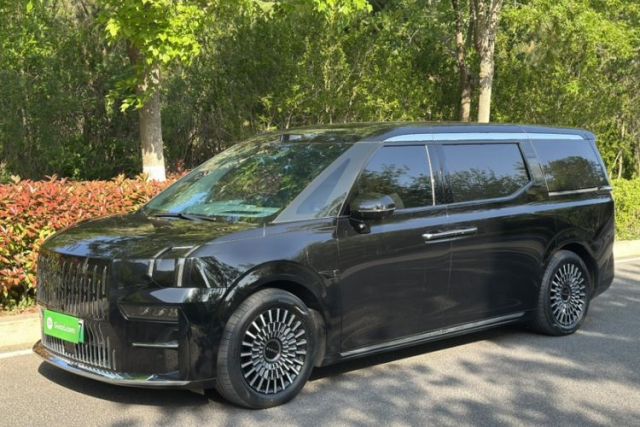 Used Zeekr 009 2024 Six-Seat Executive Version 4WD 108 kWh
