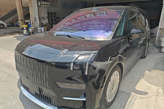 Used Zeekr 009 2024 Six-Seat Executive Version 4WD 108 kWh