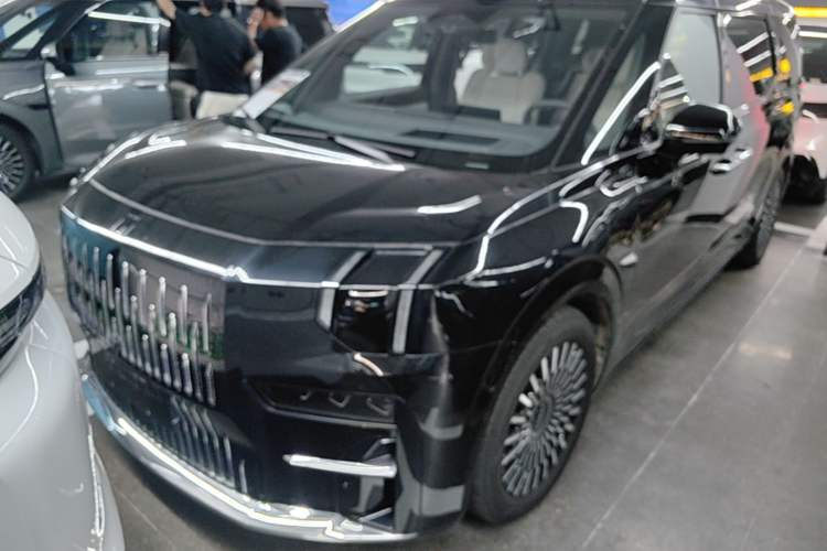 Used Zeekr 009 2024 7-Seater Walk-Through Version Four-Wheel Drive 108 kWh Guazi used car, China used car export, Used car for sale, Used cars, Cheapest cars for sale