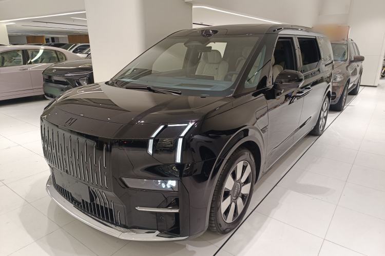 Used Zeekr 009 2024 7-Seater Aisle Version 108 kWh Guazi used car, China used car export, Used car for sale, Used cars, Cheapest cars for sale