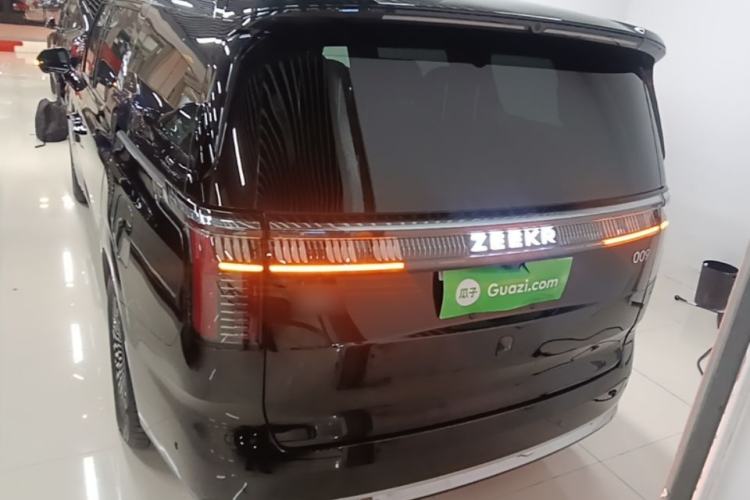 Used Zeekr 009 2024 Six-Seat Executive Version 4WD 108 kWh Rear