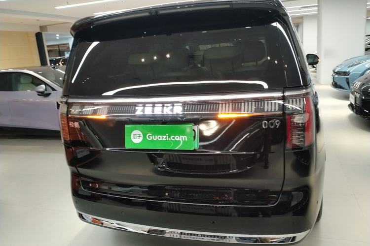 Used Zeekr 009 2024 Six-Seat Executive Version 4WD 108 kWh Rear