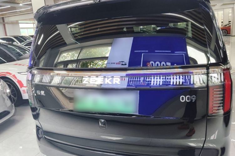 Used Zeekr 009 2024 Six-Seat Executive Version 4WD 108 kWh Rear