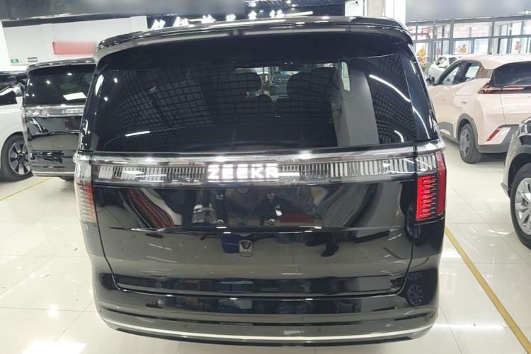 Used Zeekr 009 2024 Six-Seat Executive Version 4WD 108 kWh Rear