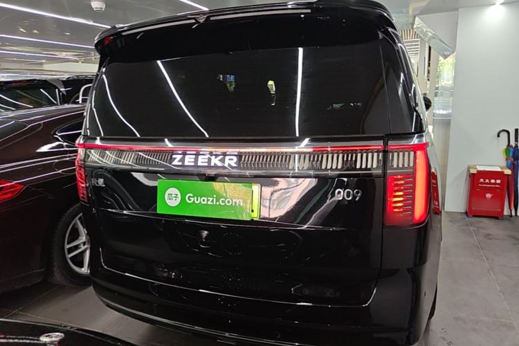 Used Zeekr 009 2024 Six-Seat Executive Version 4WD 108 kWh Rear