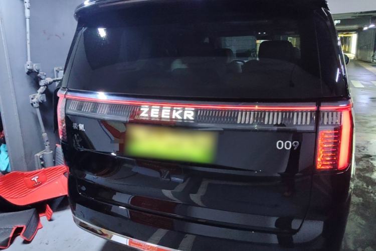 Used Zeekr 009 2024 Six-Seat Executive Version 4WD 108 kWh Rear