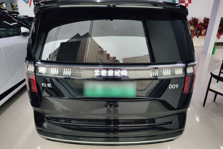 Used Zeekr 009 2024 Six-Seat Executive Version 4WD 108 kWh Rear