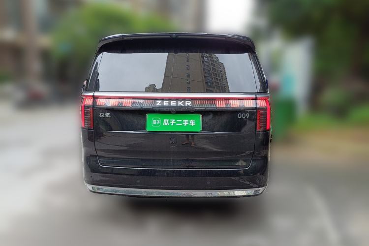 Used Zeekr 009 2024 7-Seater Walk-Through Version Four-Wheel Drive 108 kWh Rear