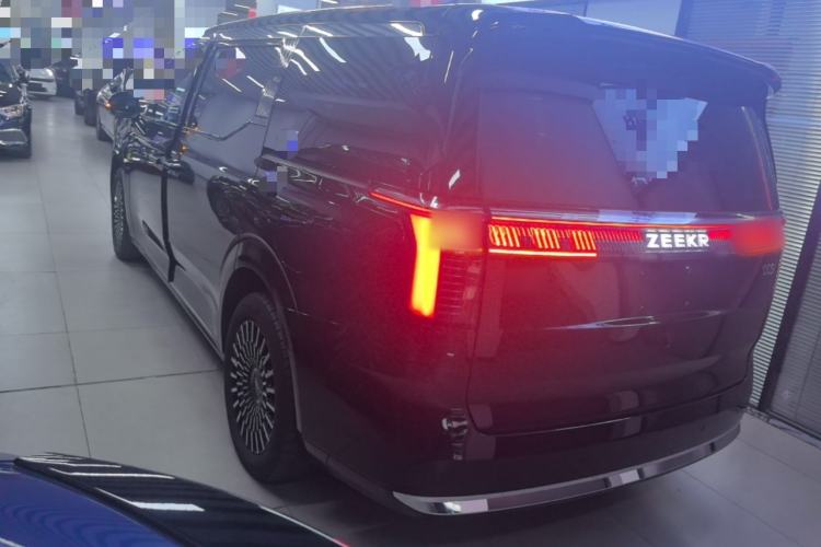 Used Zeekr 009 2024 Six-Seat Executive Version 4WD 108 kWh Rear Left 45 Deg