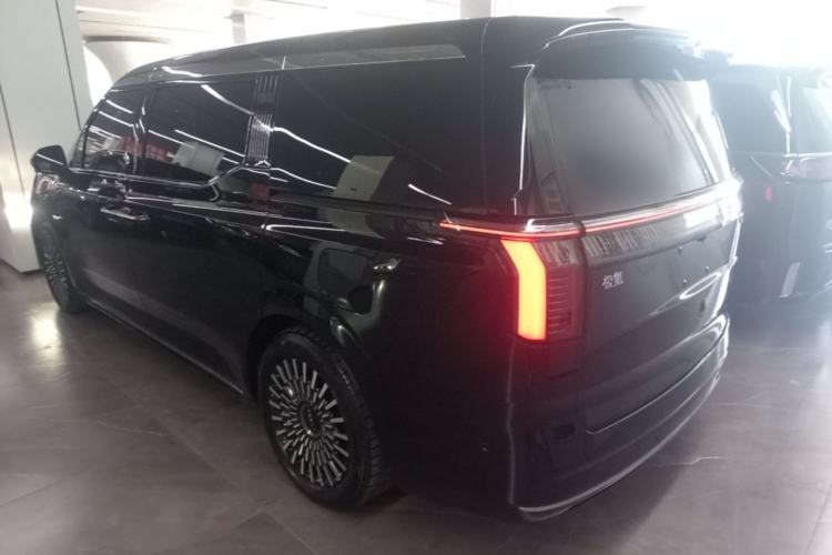 Used Zeekr 009 2024 Six-Seat Executive Version 4WD 108 kWh Rear Left 45 Deg