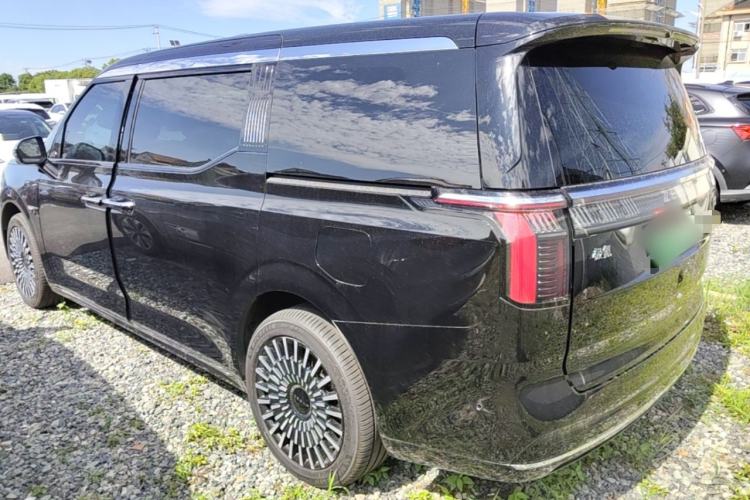 Used Zeekr 009 2024 7-Seater Walk-Through Version Four-Wheel Drive 108 kWh Rear Left 45 Deg