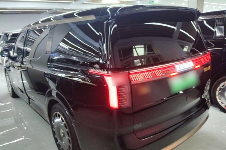 Used Zeekr 009 2024 GAC Trumpchi Heritage Edition Rear Left 45 Deg