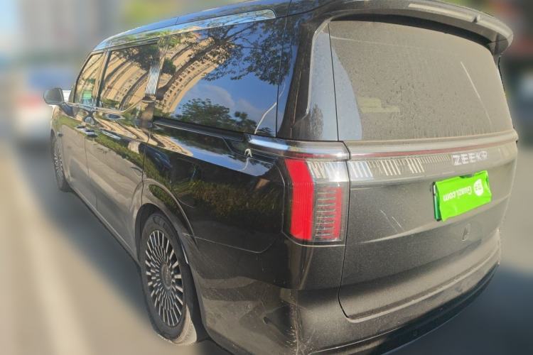 Used Zeekr 009 2024 Six-Seat Executive Version 4WD 108 kWh Rear Left 45 Deg