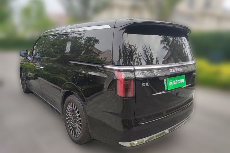 Used Zeekr 009 2024 Six-Seat Executive Version 4WD 108 kWh Rear Left 45 Deg