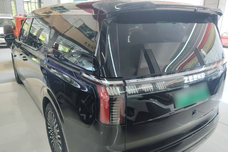 Used Zeekr 009 2024 7-Seater Walk-Through Version Four-Wheel Drive 108 kWh Rear Left 45 Deg