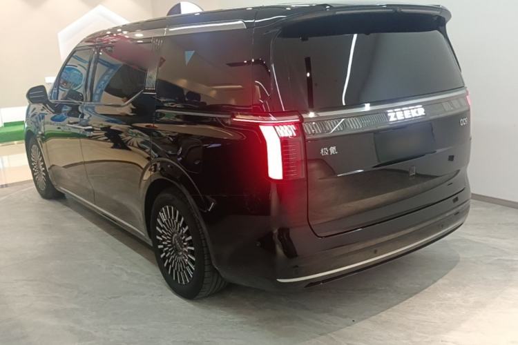 Used Zeekr 009 2024 Six-Seat Executive Version 4WD 108 kWh Rear Left 45 Deg
