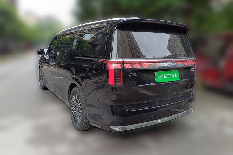 Used Zeekr 009 2024 7-Seater Walk-Through Version Four-Wheel Drive 108 kWh Rear Left 45 Deg