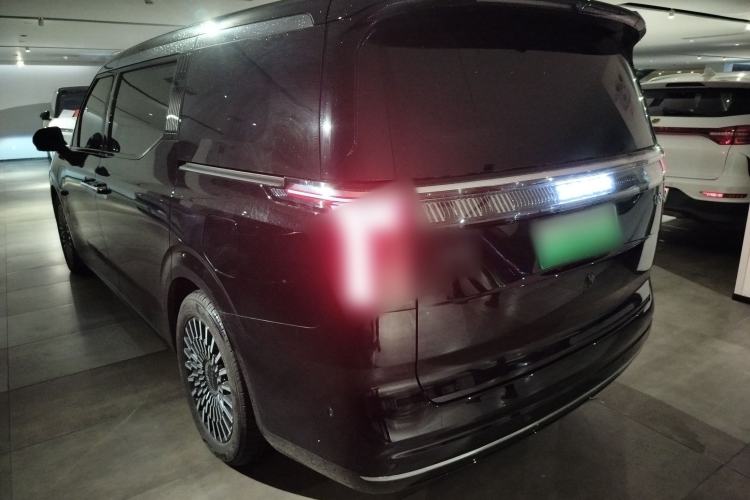 Used Zeekr 009 2024 7-Seater Aisle Version 108 kWh Rear Left 45 Deg