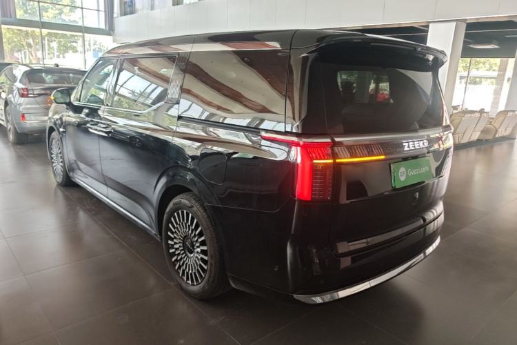 Used Zeekr 009 2024 Six-Seat Executive Version 4WD 108 kWh Rear Left 45 Deg