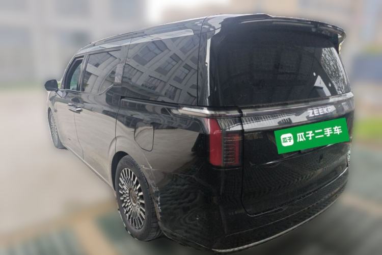 Used Zeekr 009 2024 7-Seater Aisle Version 108 kWh Rear Left 45 Deg