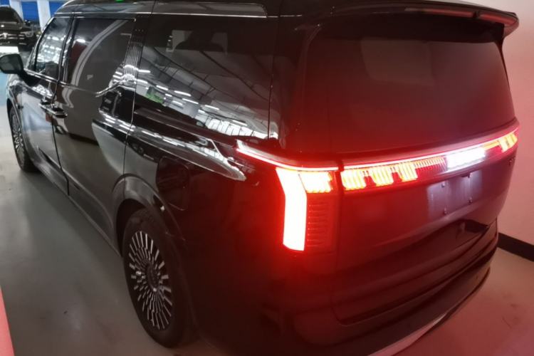 Used Zeekr 009 2024 7-Seater Walk-Through Version Four-Wheel Drive 108 kWh Rear Left 45 Deg