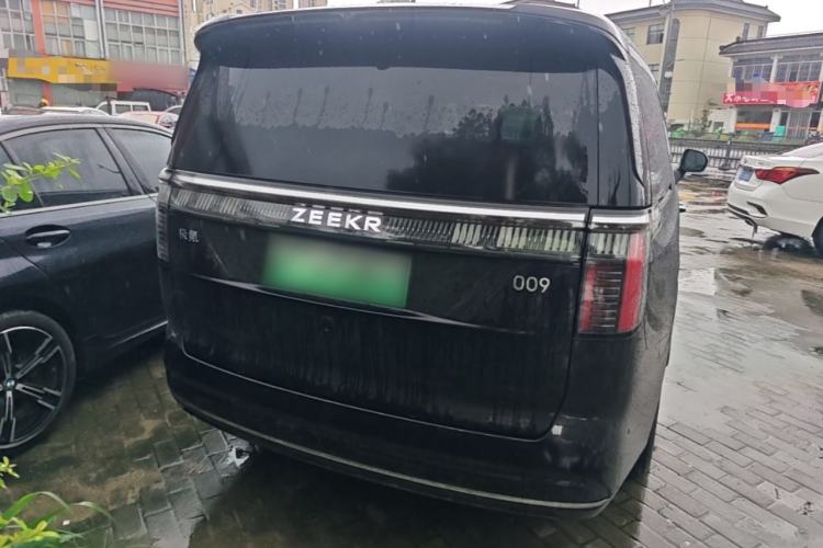 Used Zeekr 009 2024 7-Seater Aisle Version 108 kWh Rear