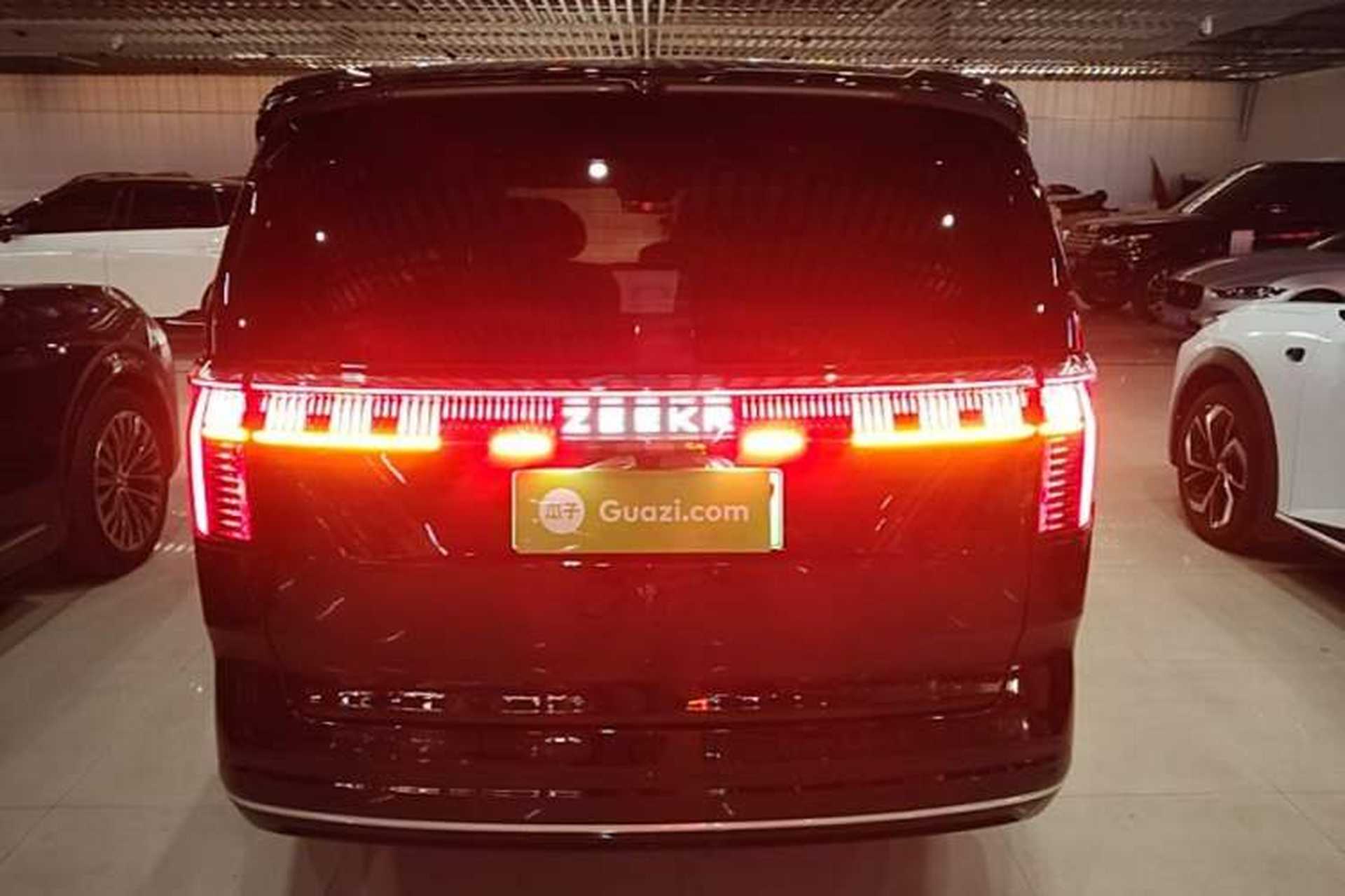Used Zeekr 009 2024 Six-Seat Executive Version 4WD 108 kWh Rear