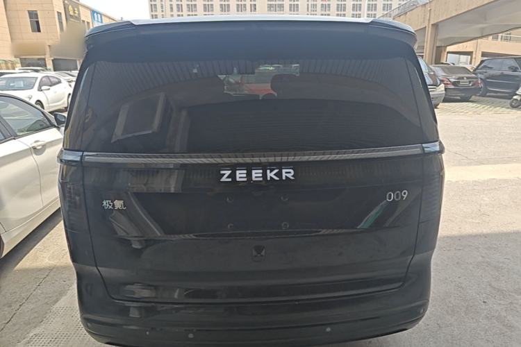 Used Zeekr 009 2024 Six-Seat Executive Version 4WD 108 kWh Rear