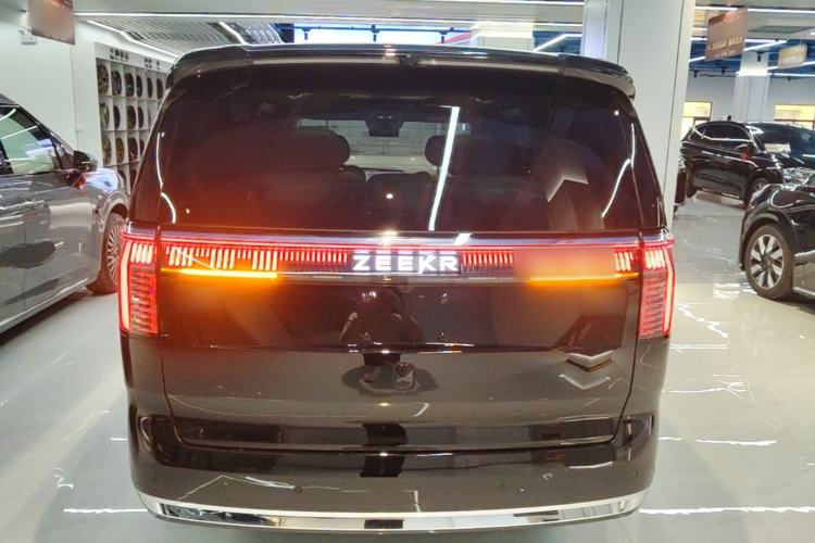 Used Zeekr 009 2024 7-Seater Aisle Version 108 kWh Rear