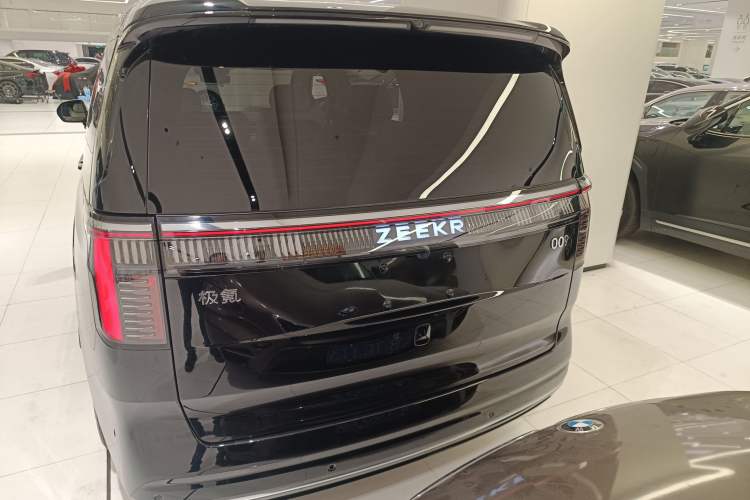 Used Zeekr 009 2024 7-Seater Aisle Version 108 kWh Rear