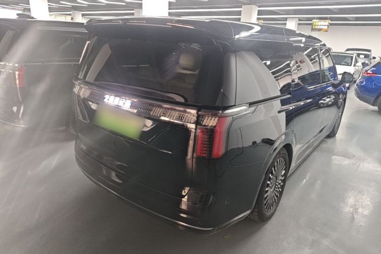 Used Zeekr 009 2024 Six-Seat Executive Version 4WD 108 kWh Rear Right 45 Deg