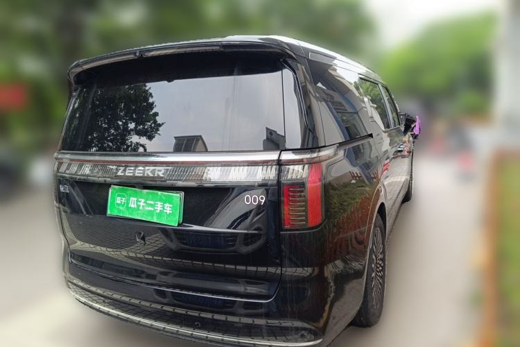 Used Zeekr 009 2024 7-Seater Aisle Version 108 kWh Rear Right 45 Deg