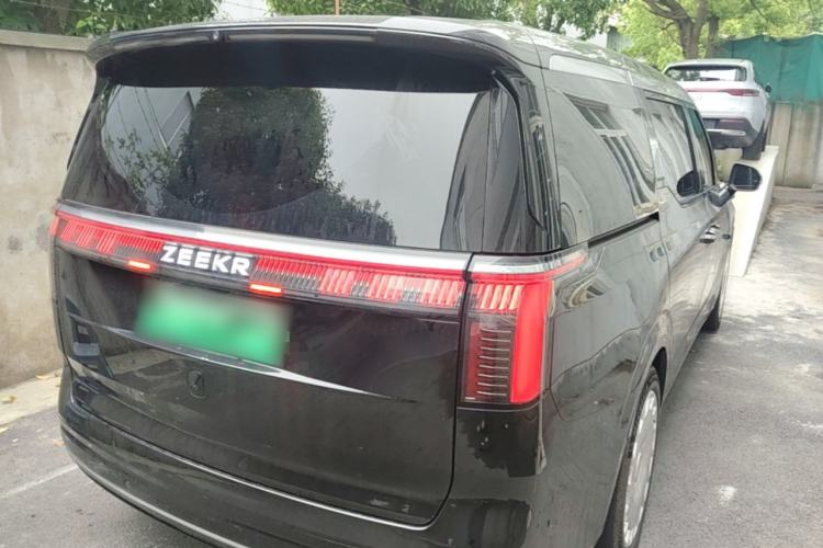 Used Zeekr 009 2024 GAC Trumpchi Rear Right 45 Deg