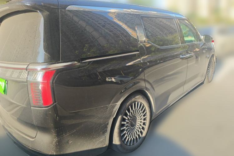 Used Zeekr 009 2024 Six-Seat Executive Version 4WD 108 kWh Rear Right 45 Deg