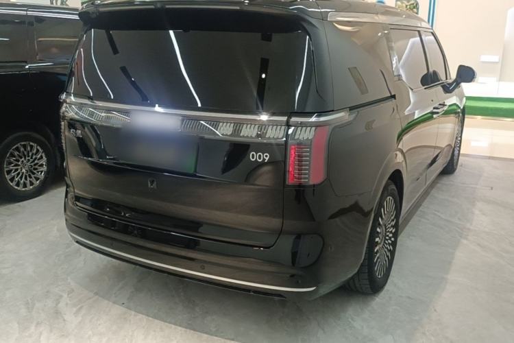 Used Zeekr 009 2024 Six-Seat Executive Version 4WD 108 kWh Rear Right 45 Deg