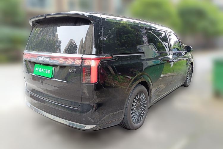 Used Zeekr 009 2024 7-Seater Walk-Through Version Four-Wheel Drive 108 kWh Rear Right 45 Deg