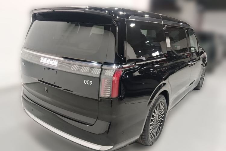 Used Zeekr 009 2024 7-Seater Walk-Through Version Four-Wheel Drive 108 kWh Rear Right 45 Deg